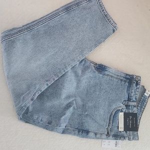 NWT Abercrombie & Fitch Curve Love High Rise Jeans